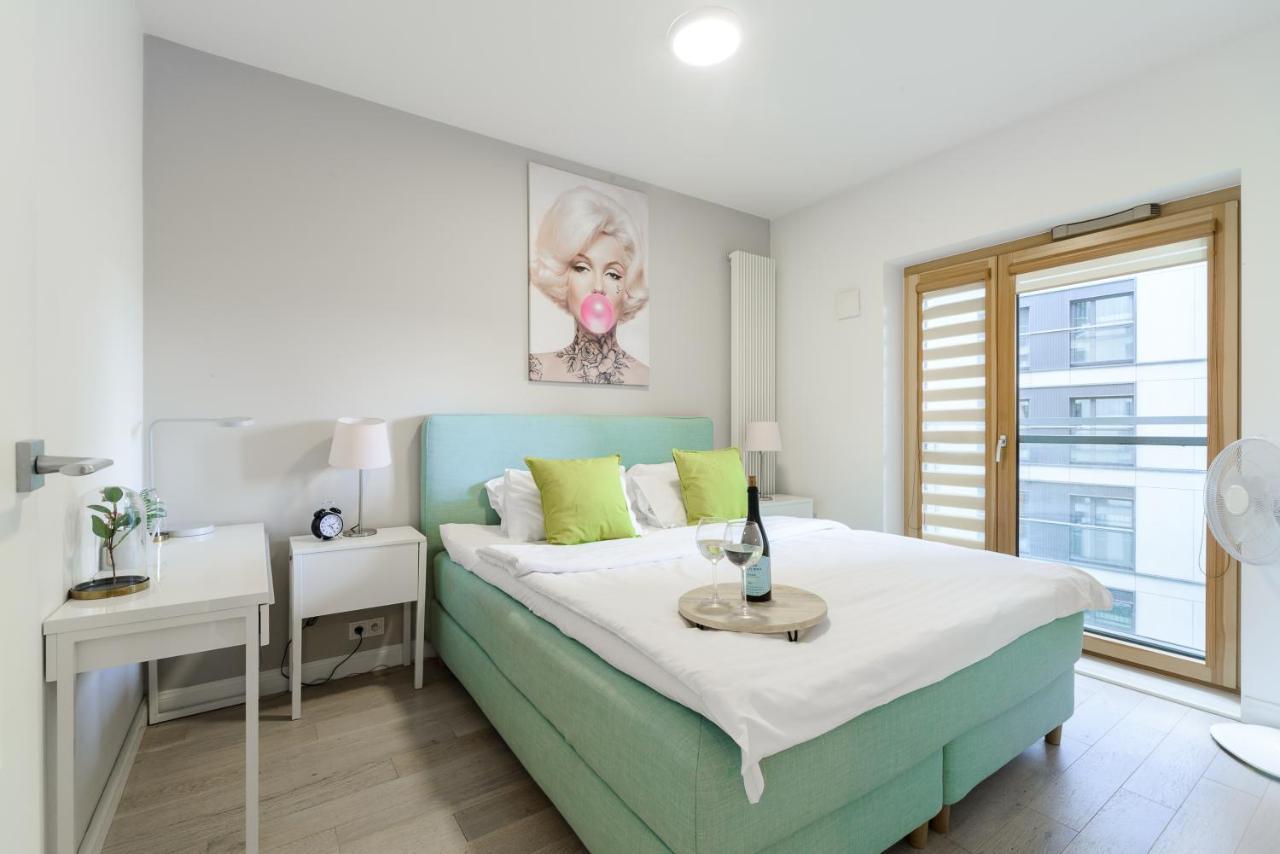 Lumina Luxury Apartments In Mennica Residence วอร์ซอ ภายนอก รูปภาพ